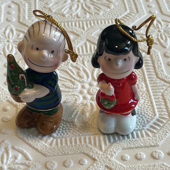 Peanuts Other - Vintage Peanuts Linus and Lucy Ceramic Christmas Ornaments 1970s Made in Japan